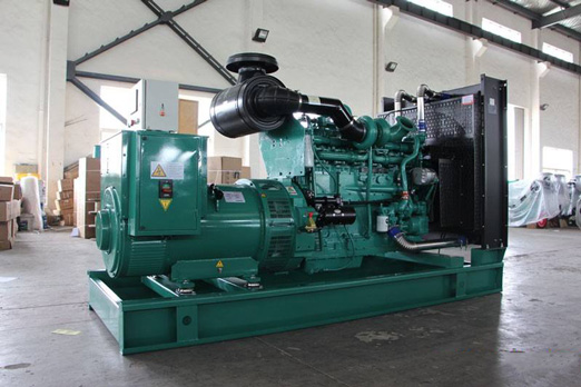 柳州320kw康明斯柴油发电车出租组图片 柳州320kw康明斯柴油发电车出租组图片